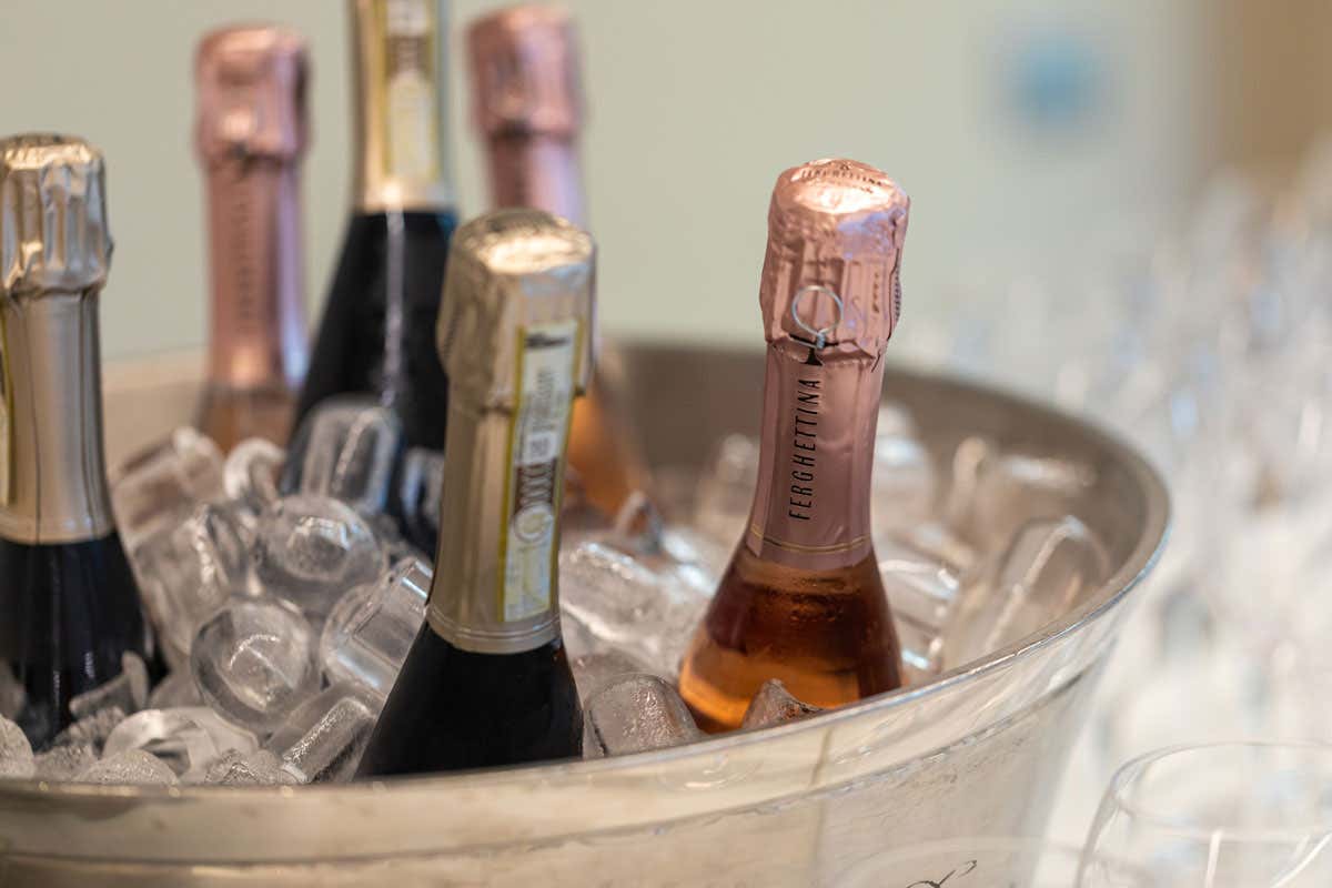 Vivilo e Cantina Ferghettina insieme in una serata per l&rsquo;epilessia infantile