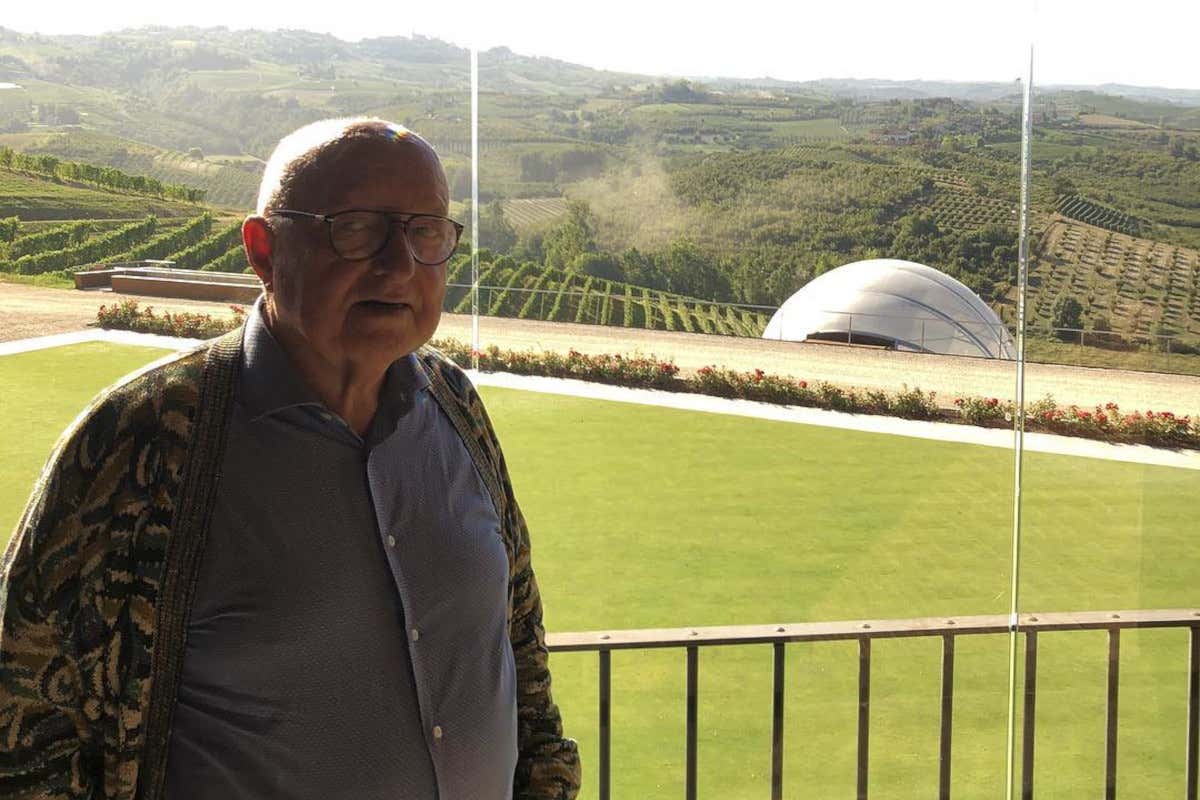 Lutto nel mondo enogastronomico: addio a Carlo Petrini, fondatore di Slow Food