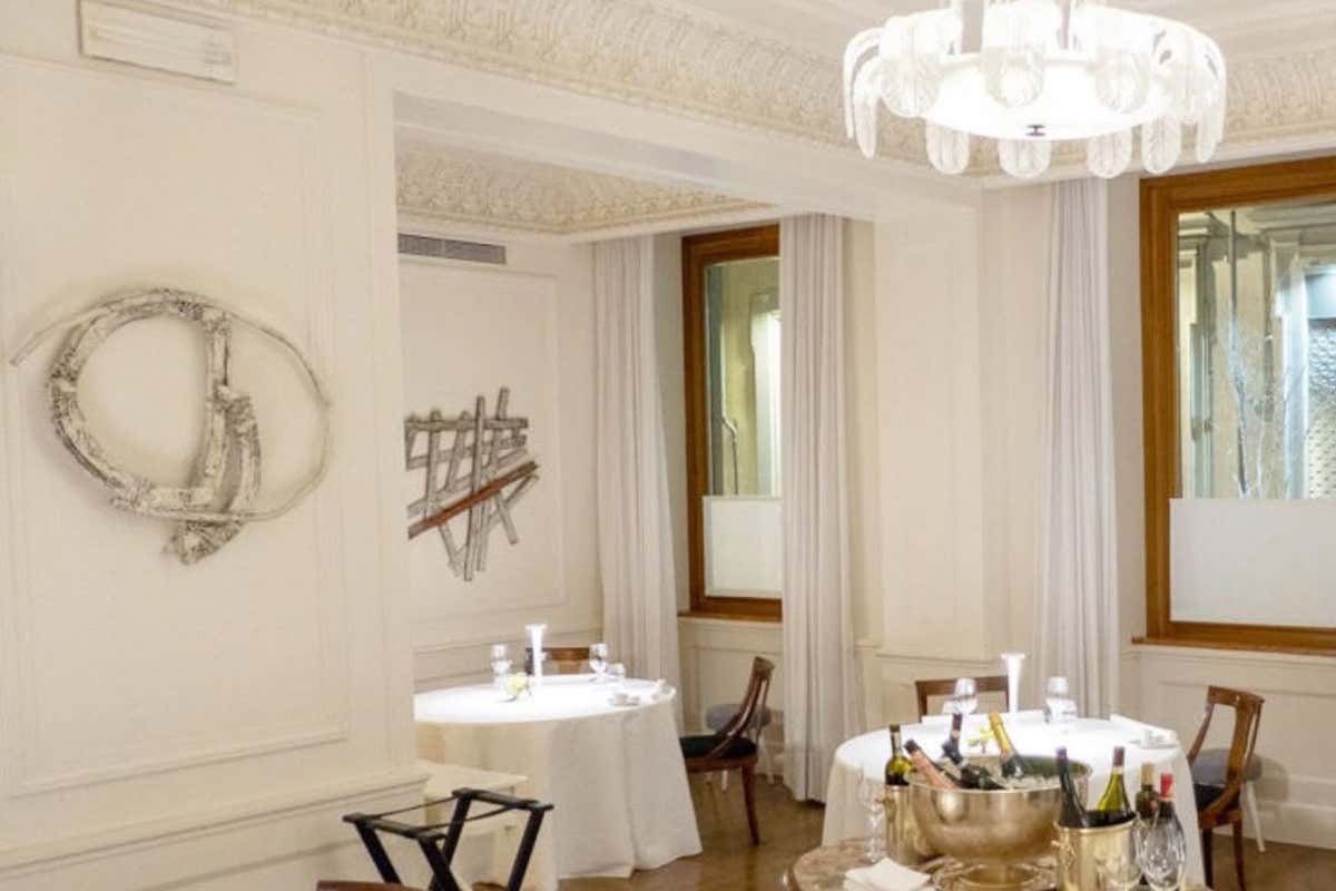 Ristorante Carignano: un Viaggio gastronomico tra storia, futuro e avanguardia Ristorante Carignano: un Viaggio gastronomico tra storia, futuro e avanguardia