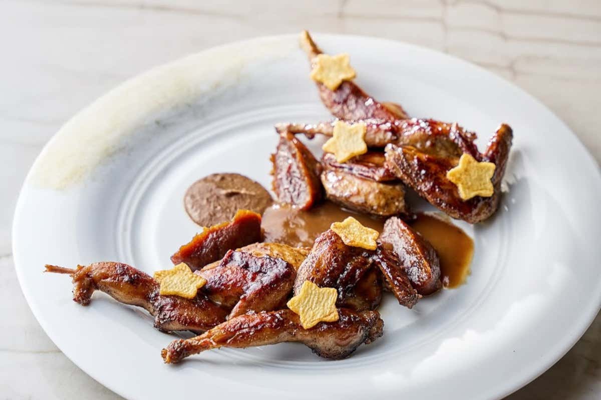 Nelita: quaglia con cioccolato fondente e cipolle caramellate