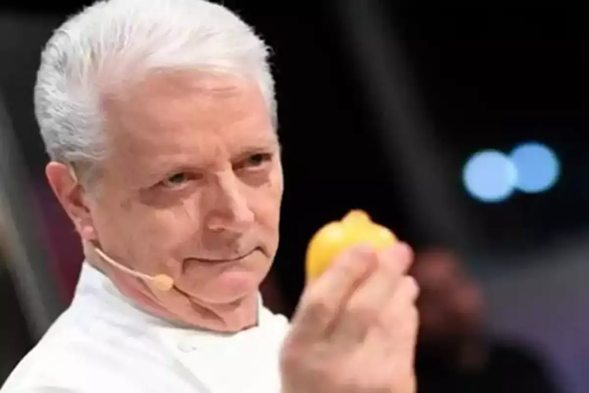 Iginio Massari Torte in faccia tra Massari e De Riso?