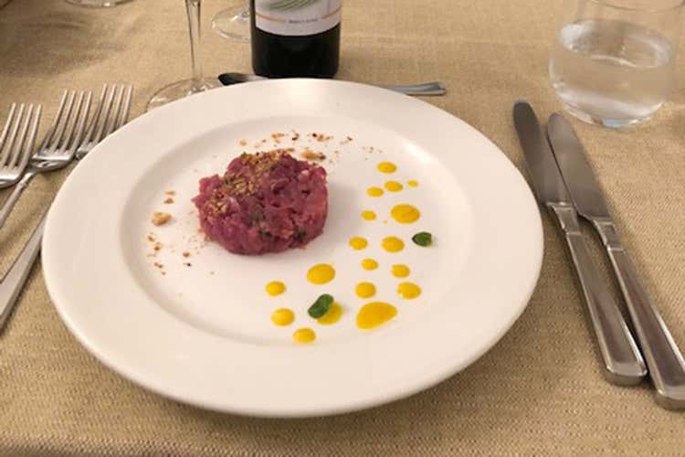 Tartara di agnello mentuccia (Il Marchese del Grillo La calda ospitalit&agrave; marchigiana)
