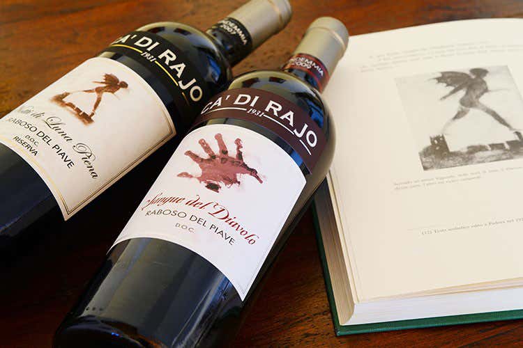 Il Raboso Ca' di Rajo esprime il Piave con l'antico sistema di vigne Bellussera Il Raboso Ca' di Rajo esprime il Piave con l'antico sistema di vigne Bellussera