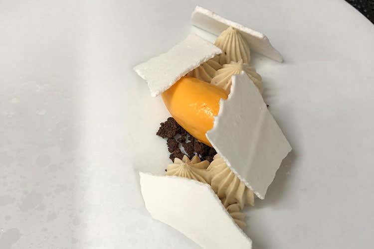Crema di castagne e gelato di zucca e curcuma (Il lato green della pasticceria) Crema di castagne e gelato di zucca e curcuma (Il lato green della pasticceria)