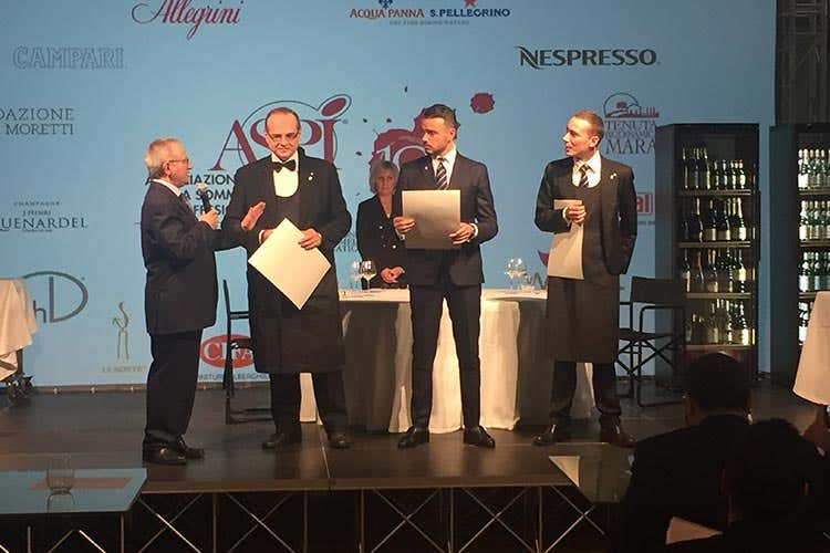 (Il toscano Gabriele Del Carlo Miglior sommelier Aspi 2017) (Il toscano Gabriele Del Carlo Miglior sommelier Aspi 2017)