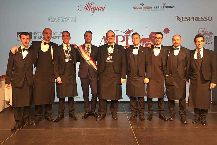 (Il toscano Gabriele Del Carlo Miglior sommelier Aspi 2017) (Il toscano Gabriele Del Carlo Miglior sommelier Aspi 2017)