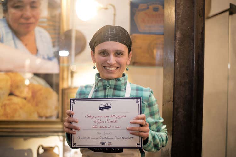 Ilaria Bertoli - Contest pizza "Ti porta lontano" la migliore è Ilaria Bertoli Ilaria Bertoli - Contest pizza "Ti porta lontano" la migliore è Ilaria Bertoli