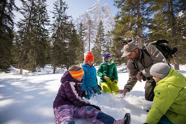 In inverno i Familienhotels in Alto Adige Natura e neve a misura di bambino