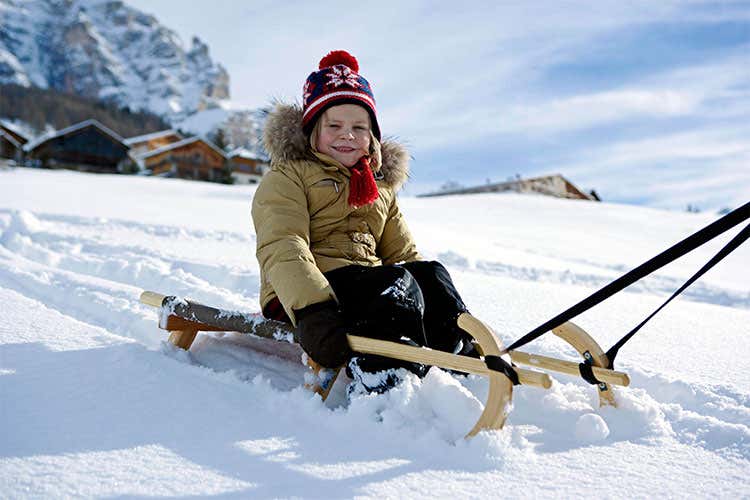 In inverno i Familienhotels in Alto Adige Natura e neve a misura di bambino In inverno i Familienhotels in Alto Adige Natura e neve a misura di bambino