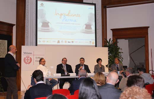 da sinistra: Stefano Dal Ry di Ics, Marco Sacco, Massimo Spigaroli, Federico Pizzarotti (sindaco di Parma), Laura Ferraris (assessore alla Cultura di Parma), Maurizio Dodi (Consorzio Tutela dei Vini Colli di Parma) da sinistra: Stefano Dal Ry di Ics, Marco Sacco, Massimo Spigaroli, Federico Pizzarotti (sindaco di Parma), Laura Ferraris (assessore alla Cultura di Parma), Maurizio Dodi (Consorzio Tutela dei Vini Colli di Parma)