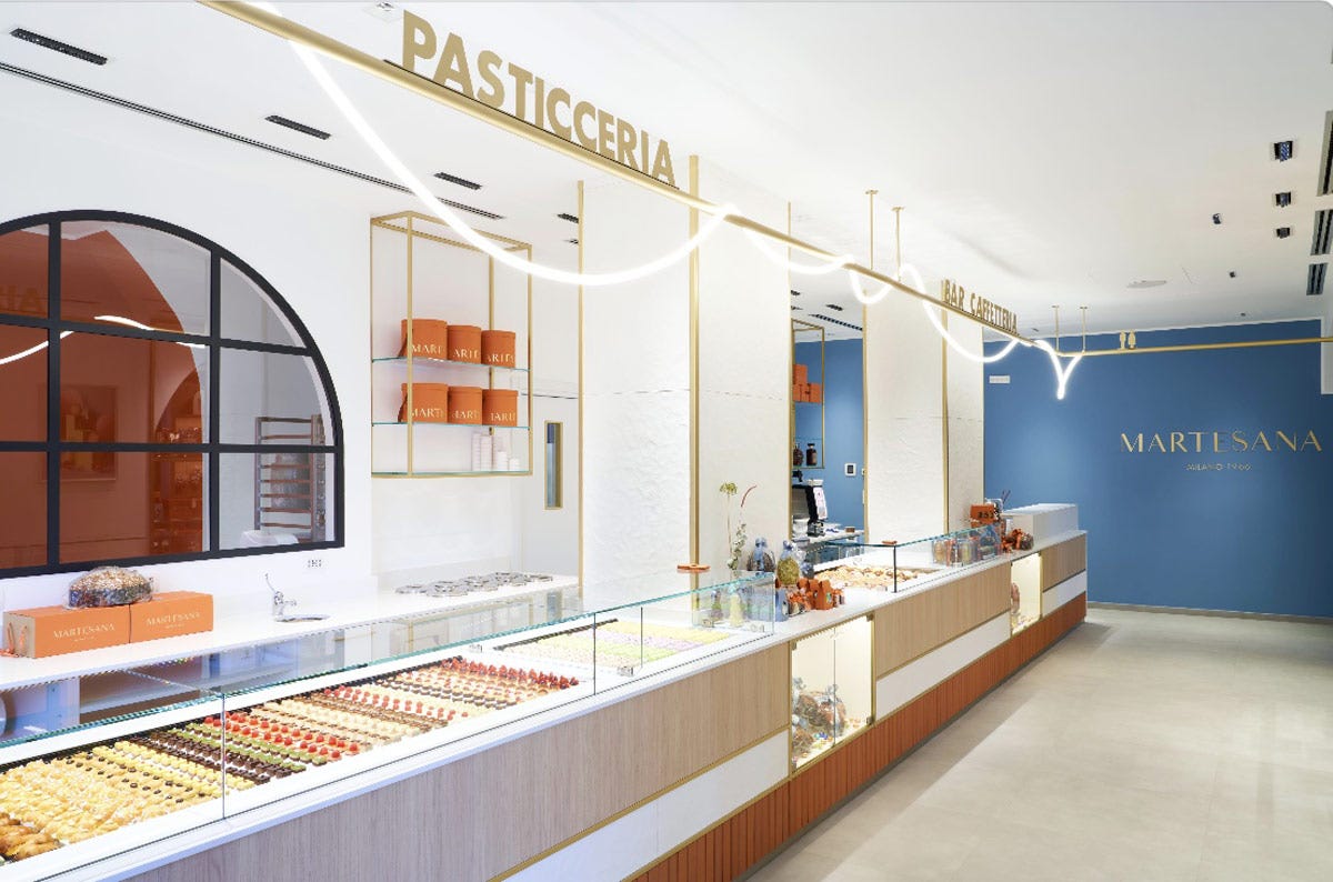 L'interno del quinto punto vendita di Pasticceria Martesana a Milano A Milano apre i battenti la quinta Pasticceria Martesana