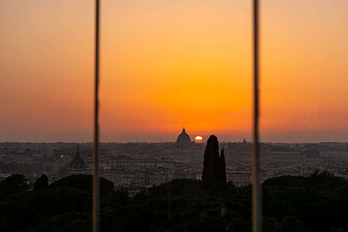 Cena stellata e mixology d'autore con vista Cena stellata e mixology d'autore con vista