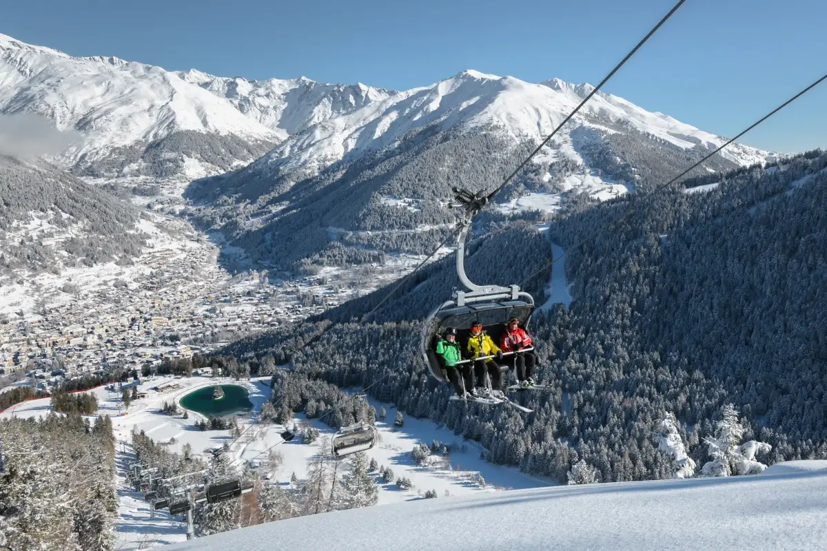 Pontedilegno-Tonale Sciare a gennaio tempo di saldi anche sulla neve