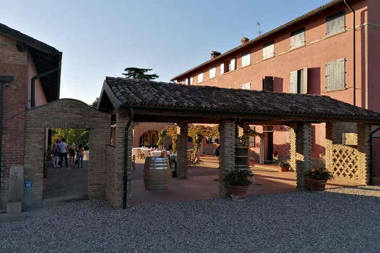 La cantina - Isimbarda, la rinasciata dal covid passa da biologico e Le Fleur