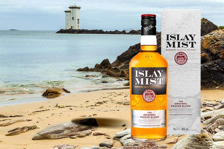 OnestiGroup, un tris premium Feste con bitter, whisky e  Calvados