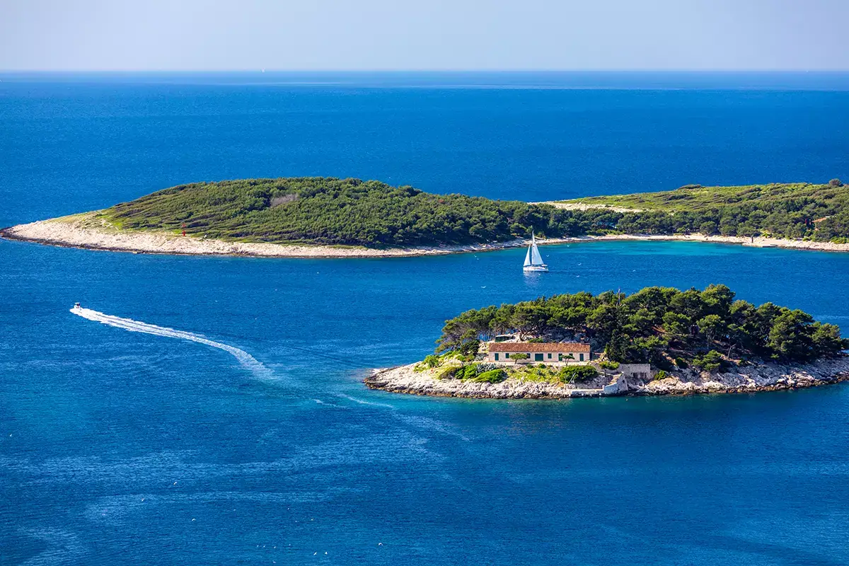  Isole Pakleni Estate 2022: le dieci isole da non perdere (senza uscire dall&rsquo;Europa)