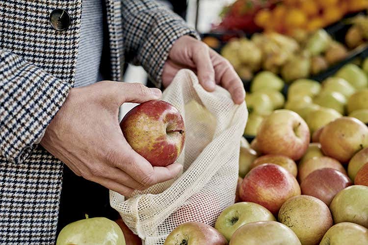 Istat, prezzi in crescita. Aumento del triplo per la frutta Istat, prezzi in crescita. Aumento del triplo per la frutta