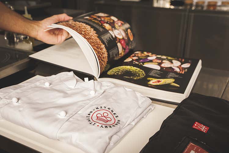 (Italian Kitchen Academy Al via i nuovi corsi di cucina e pasticceria) (Italian Kitchen Academy Al via i nuovi corsi di cucina e pasticceria)