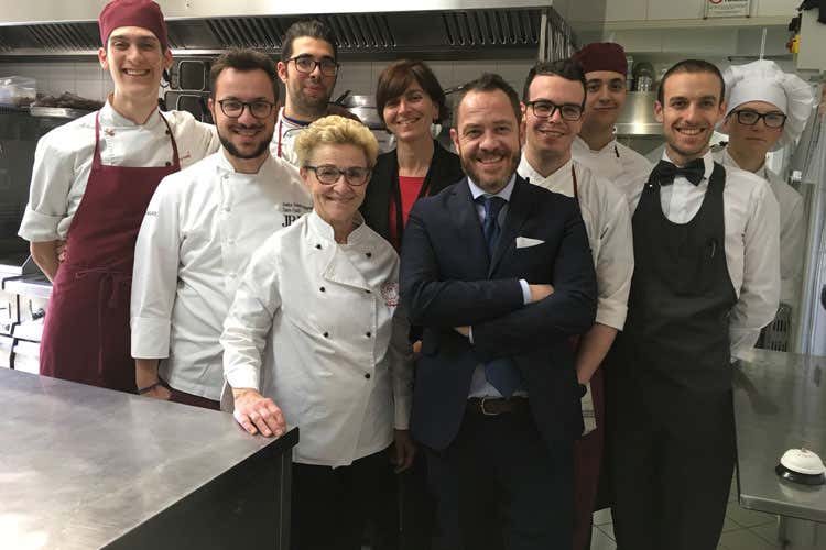 Dario Guidi - Italiani golosi di pollo etnico Anche i cuochi seguono la tendenza
