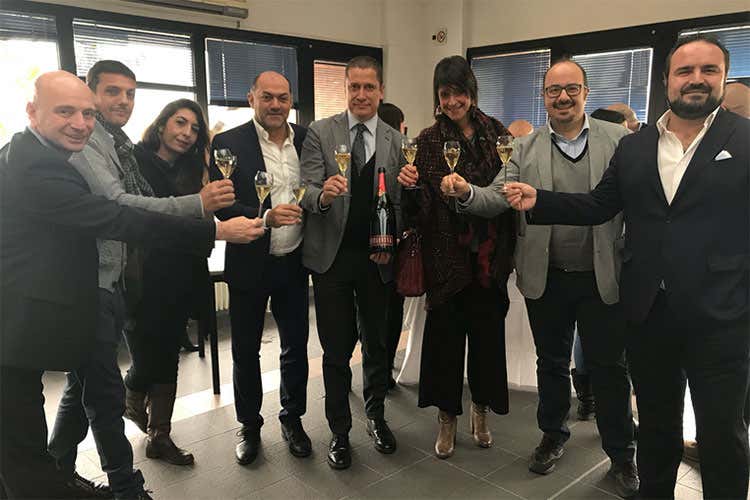 (Iulm, per il 6° master in Food & Wine una borsa di studio in memoria di Oltolini) (Iulm, per il 6° master in Food & Wine una borsa di studio in memoria di Oltolini)