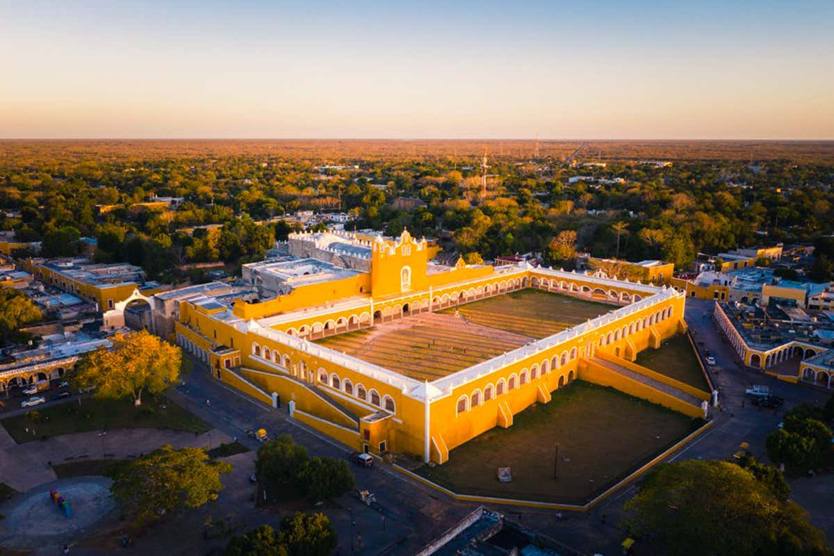 La città di Izamal Scoprire lo Yucatán partendo dalla sua cucina La città di Izamal Scoprire lo Yucatán partendo dalla sua cucina