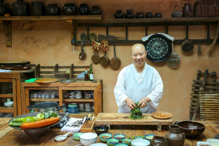Jeong Kwan A Roma la monaca buddista coreana Jeong Kwan svela la sua cucina templare