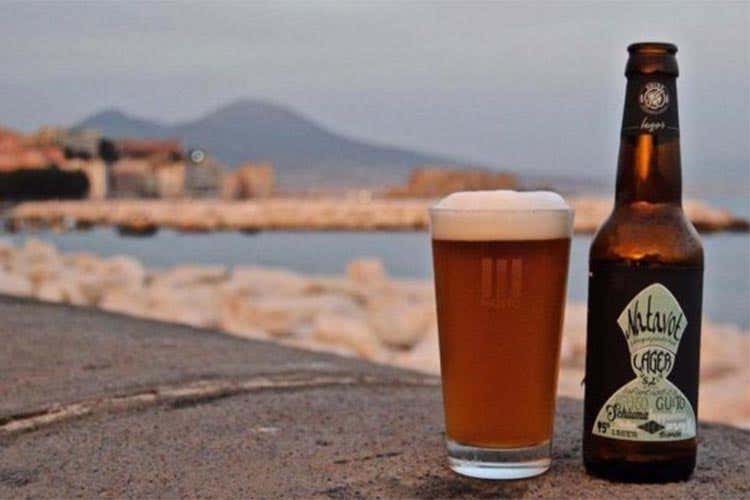 (KBirr, birre tutte napoletane Quattro tipologie per raccontare la città) (KBirr, birre tutte napoletane Quattro tipologie per raccontare la città)