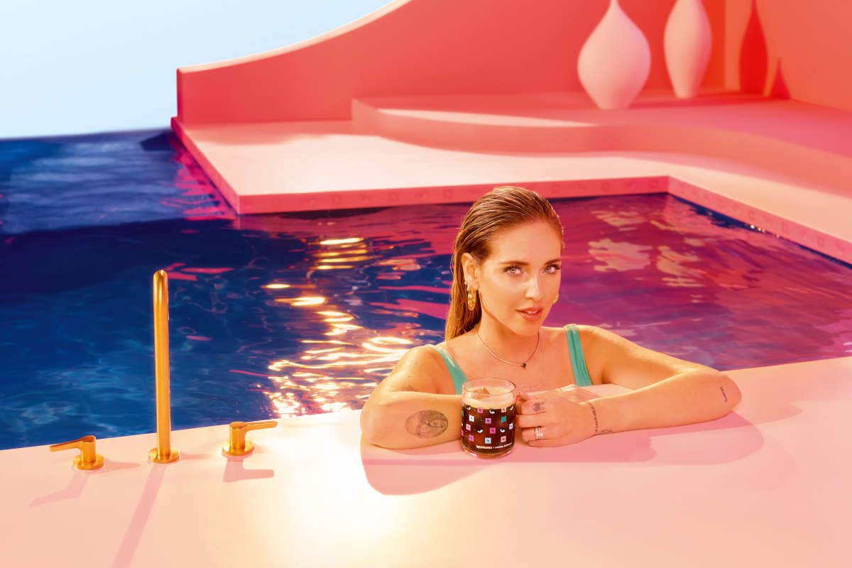 Nespresso lancia la summer collection firmata Chiara Ferragni - Italia a  Tavola