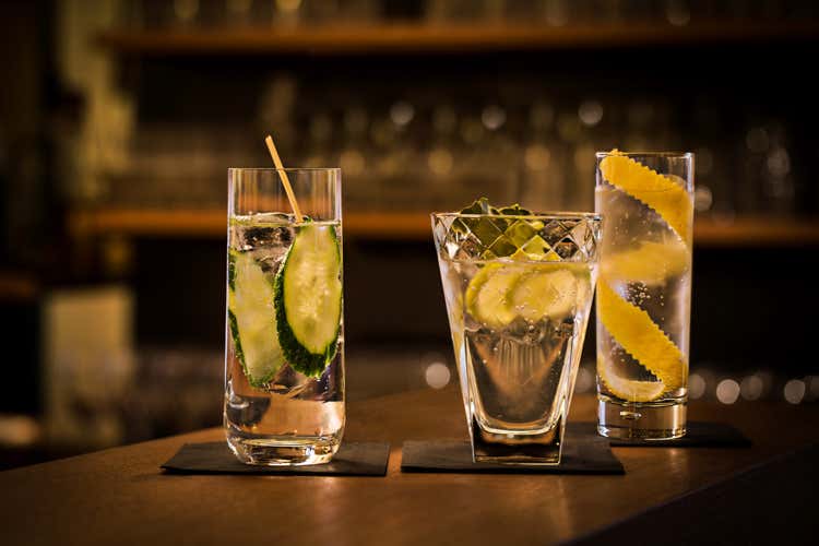 Katerina Logvinova e i Welcome drink  al prossimo corso gratuito di Vega Lab