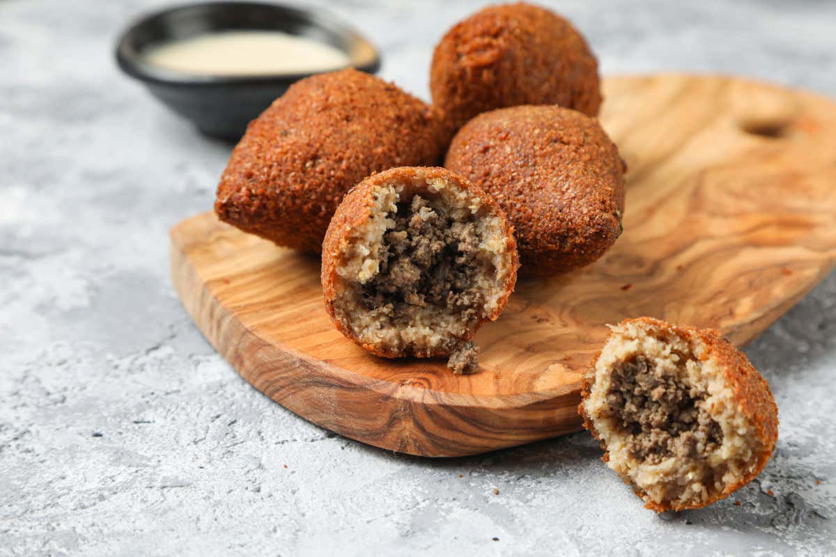 Ramadan a tavola: come funziona, piatti tipici e consigli per mangiare bene