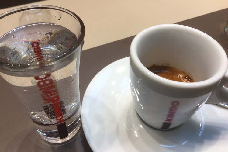 Kimbo rinnova le linee caffè e punta al mondo dell'aperitivo Kimbo rinnova le linee caffè e punta al mondo dell'aperitivo