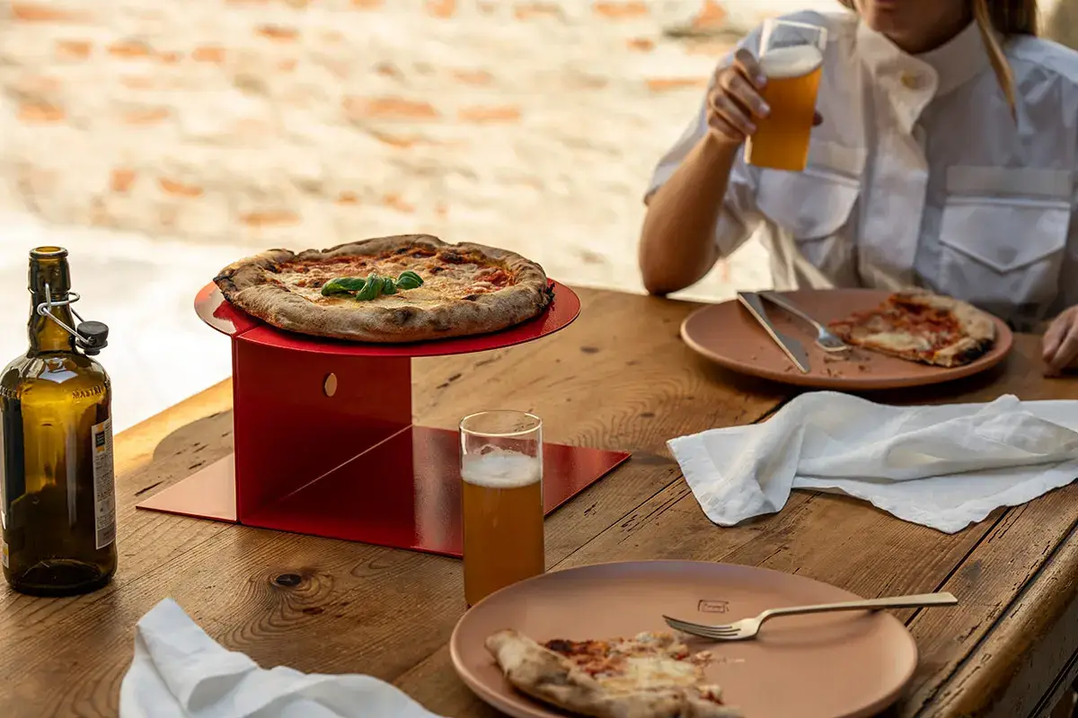 KnIndustrie, una tavola di design a San Valentino