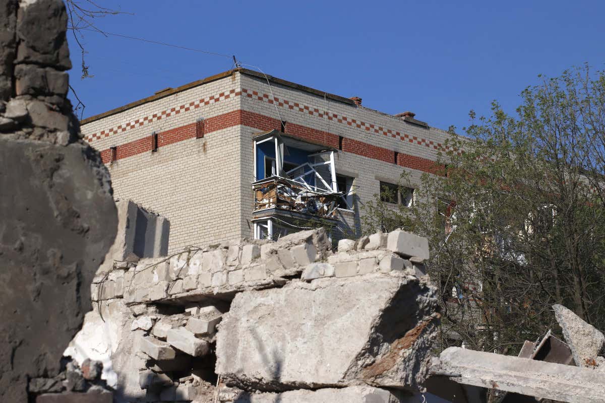 Attacco russo a Kramatorsk, colpito un ristorante: minori e stranieri tra i morti Attacco russo a Kramatorsk, colpito un ristorante: minori e stranieri tra i morti