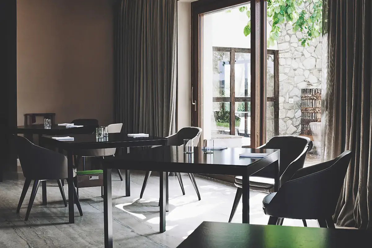 La sala del Krèsios (Credits: Marco Veroli) Krèsios, l'idea vincente del menu degustazione unico (e al buio) vale la seconda stella