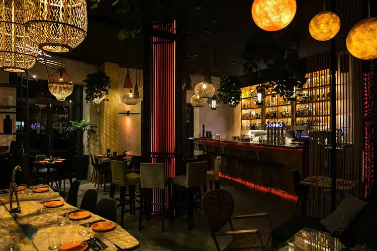La sala interna Kubla Khan, dove Oriente e Sudamerica si incontrano: da menu alla drink list