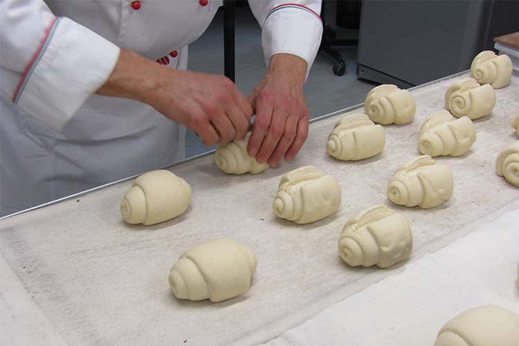 L’Accademia della Farina di Molini Lario Un punto d’incontro con la clientela L’Accademia della Farina di Molini Lario Un punto d’incontro con la clientela