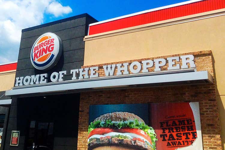 L’altra faccia del coronavirusBurger King sostiene McDonald's
