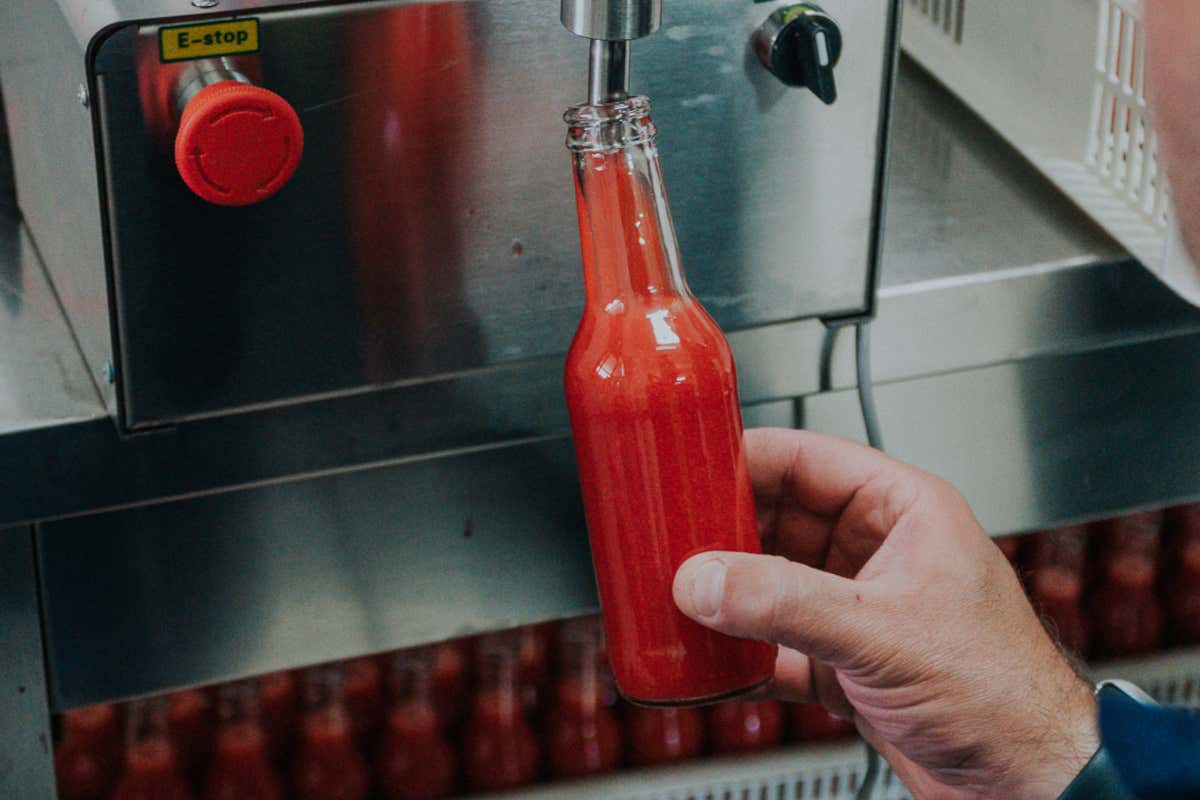 £$I maestri raccontano...$£ Le Morre, dove la frutta diventa arte in bottiglia