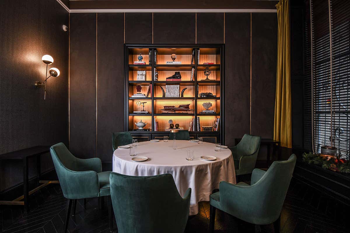 Sala del ristorante (foto Benedetta Bassanelli) Da “Lino” a Pavia la cucina punta su stile e ricerca