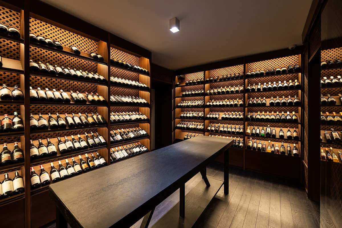 Caveau (foto Stefano Borghesi) Da “Lino” a Pavia la cucina punta su stile e ricerca