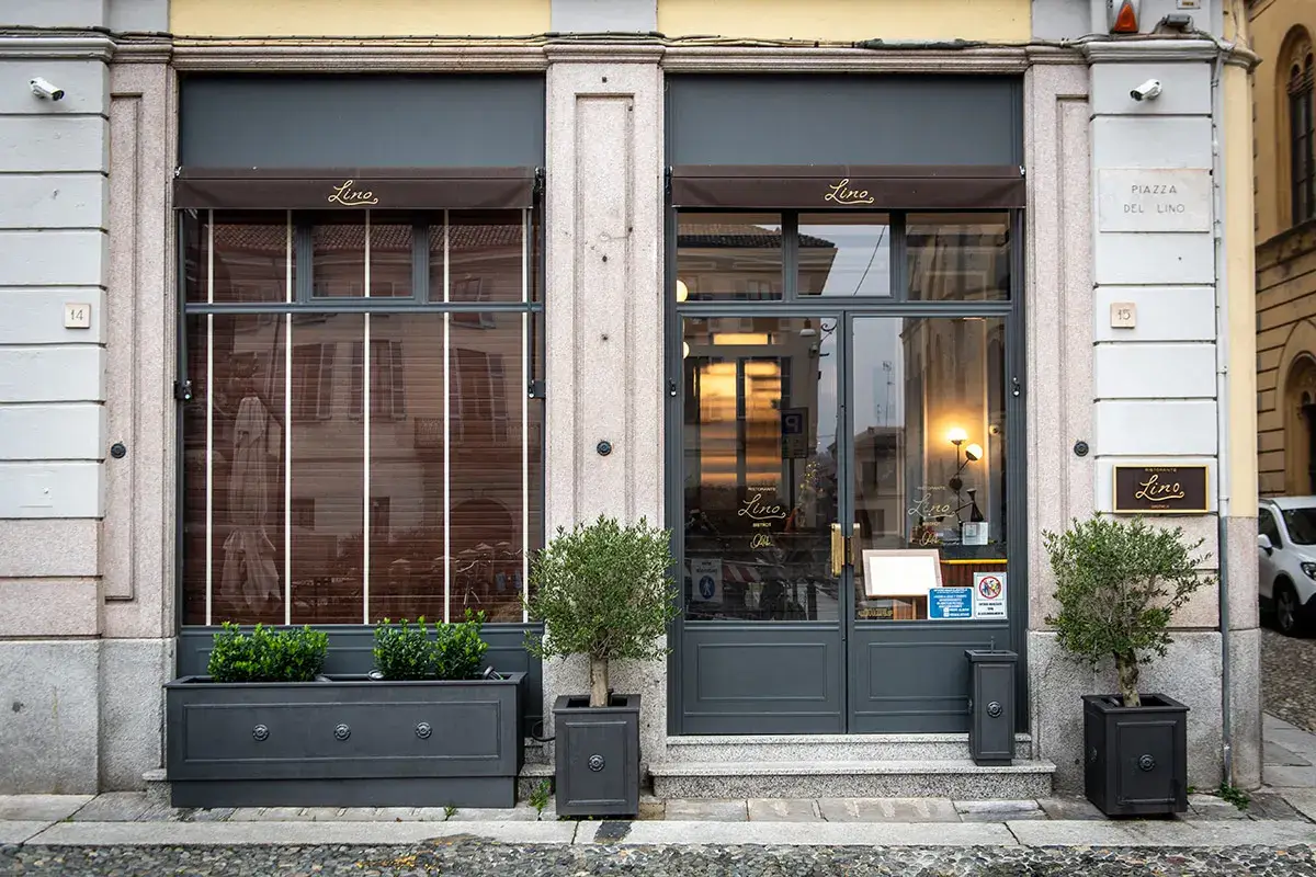 L'ingresso di &ldquo;Lino Da &ldquo;Lino&rdquo; a Pavia la cucina punta su stile e ricerca
