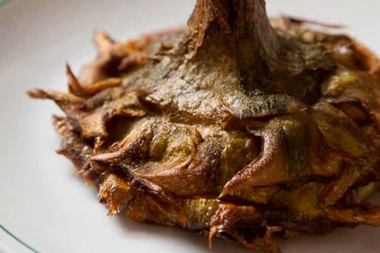 Il carciofo alla Giudia - Roma, il ristorante La Campana dopo 500 anni non riaprirà (forse)