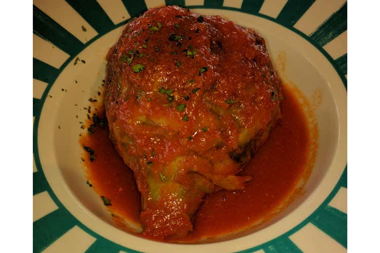 (La Dispensa San Salvatore Piatti simbolo della Dieta mediterranea)