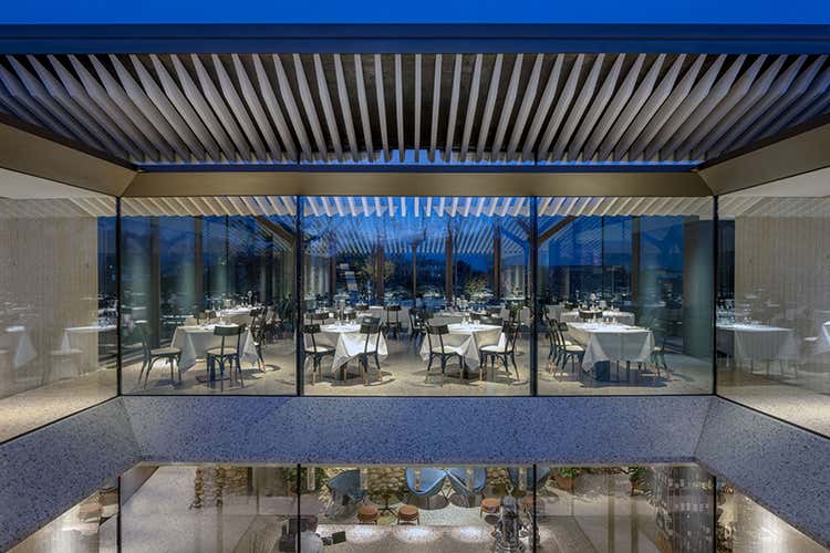 Il ristorante visto da fuori (La Ghiacciaia, un ristorante che fa rivivere il passato)