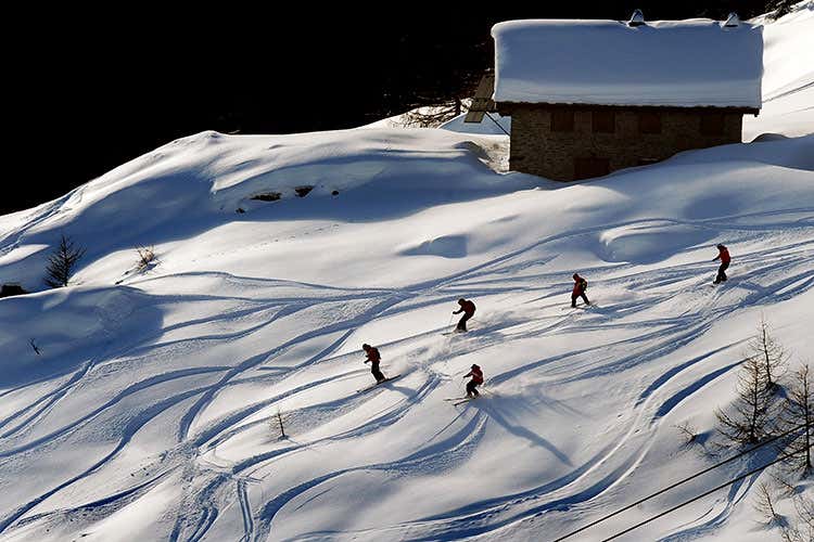 (La Thuile, capitale dello sci 150 km di piste tra Italia e Francia)