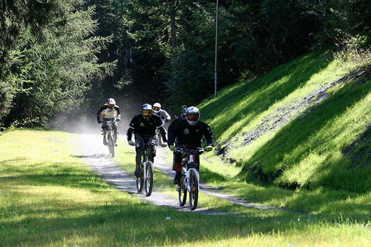 (La Thuile, capitale dello sci 150 km di piste tra Italia e Francia)