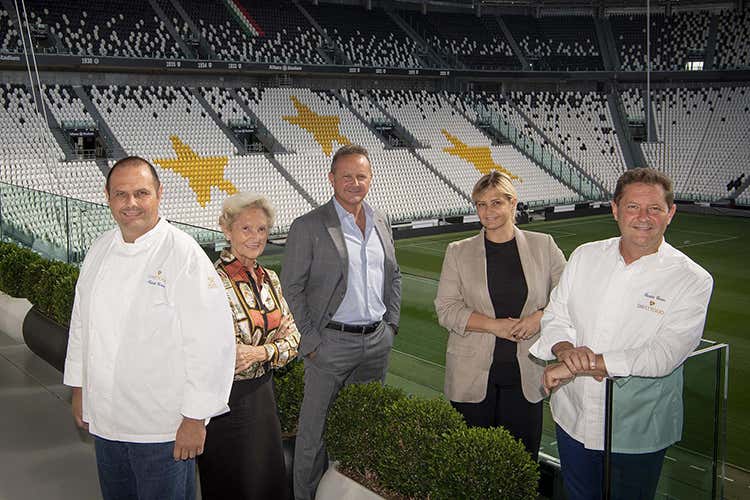 La famiglia Cerea in tribuna - Da Vittorio gioca il derby di Torino Via al catering per la Juventus