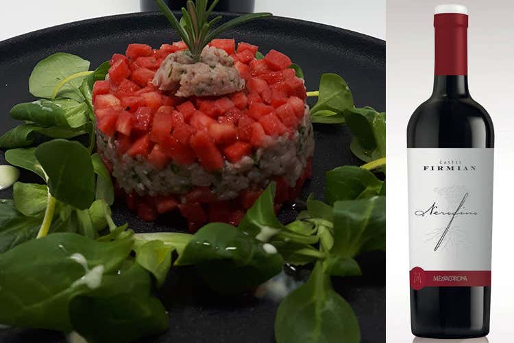 “Tartare di vitello con scalogno, rosmarino e olio imperiale” - Nerofino Vigneti delle Dolomiti Igt Castel Firmian - Nerofino e tartare di vitello Un connubio da provare