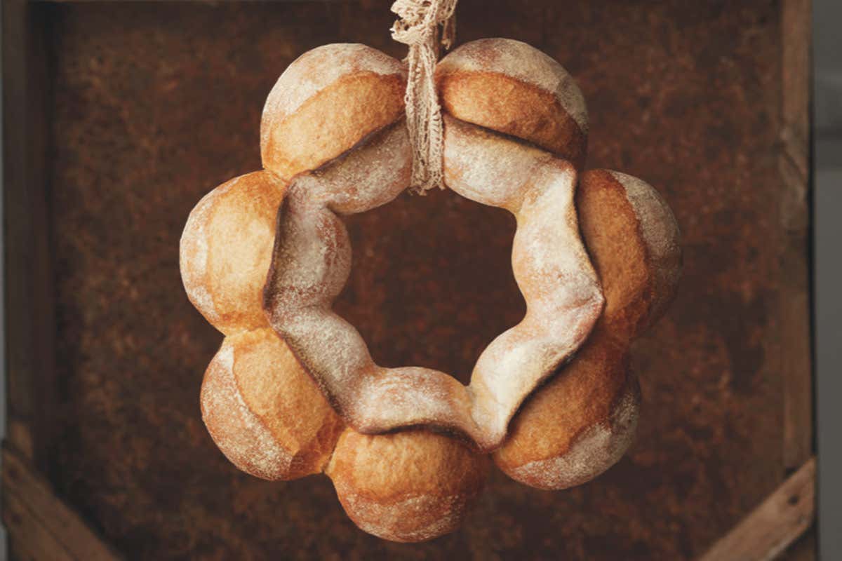 La Corona di pane con L’hirondelle 1895