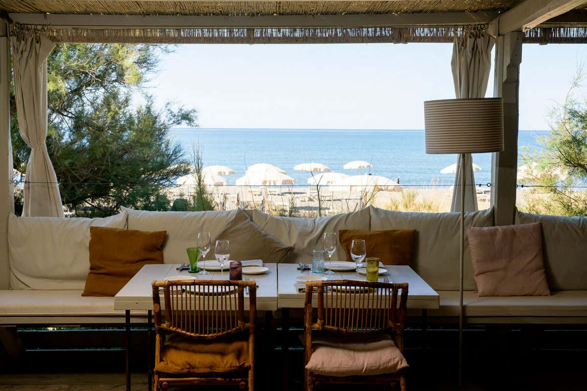 Mangiare cucina maremmana e sushi brasiliano in una vecchia Dogana Pontificia Mangiare cucina maremmana e sushi brasiliano in una vecchia Dogana Pontificia